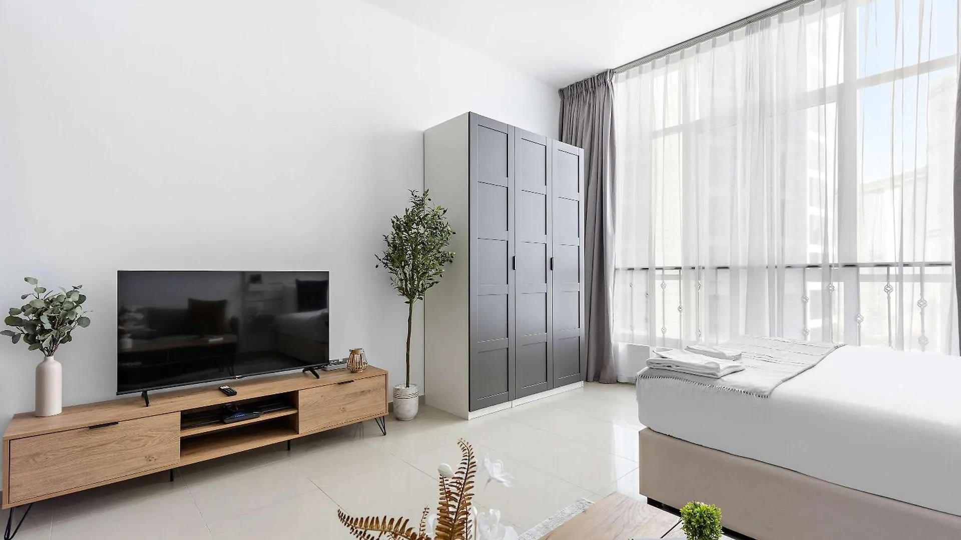 Silkhaus In Hydra Av Large Studio Near Reem Park Abu Dhabi 0*,